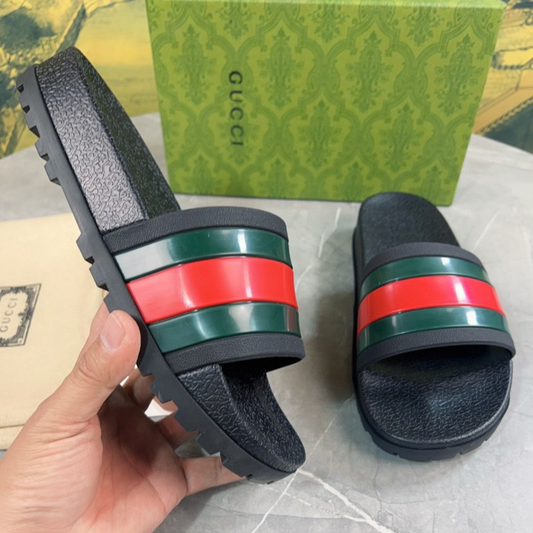 Gucci Trek 72 Slides Sandals Men’s.