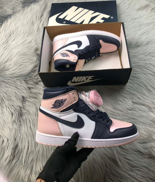 Nike Air Jordan 1 High Atmosphere / bubble gum.